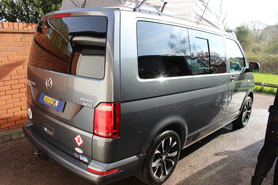VW Transporter T5 with Poptop